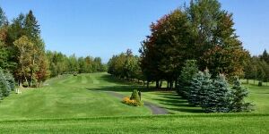 Club de Golf de Coaticook Droit de Jeu pour Quatre Personnes Avec Voiturette