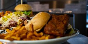 Le Vintage 50 80 Deux repas dans une ambiance vintage